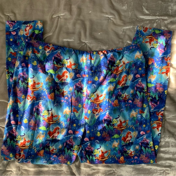 The little mermaid stretch leggings one size TC EUC - Picture 1 of 4